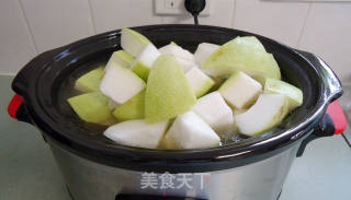 Seaweed, Winter Melon and Barley Soup recipe