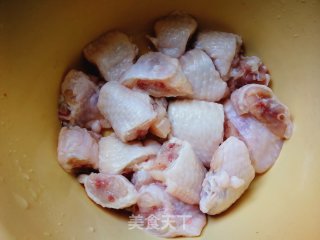 Stewed Chicken Wings with Tomato and Chili recipe
