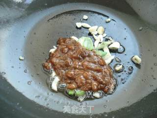 Stir-fried Carobs with Soy Sauce recipe