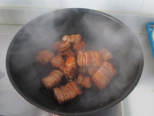 Braised Pork with Maqiao Dried Beans recipe