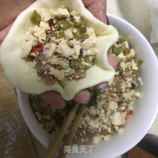 Medium Diced Pork Dumplings with Capers recipe