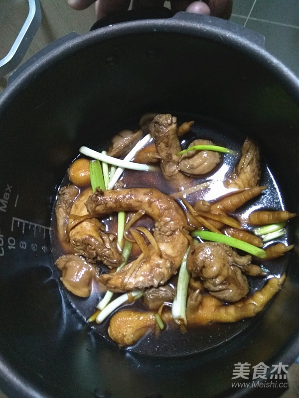 Sauce Chicken Feet and Chicken Neck recipe