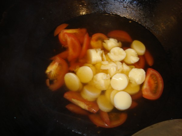 Tomato Japanese Tofu Soup recipe