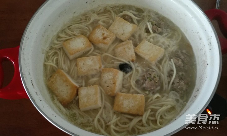 Tofu Meatball Noodle (hot Pot Version) recipe