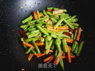 #团圆饭#stir-fried Sweet Potato and Long Beans recipe