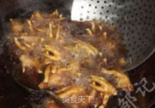 Chicken Feet with Pepper and Tiger Skin recipe