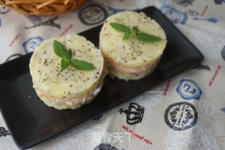 Quinoa Potato Salmon Burger recipe