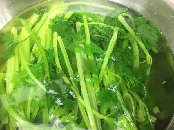 Steamed Dumplings with Pork and Celery recipe