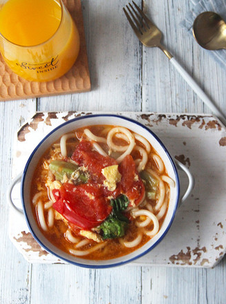 Tomato and Egg Udon Noodles