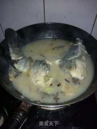 Braised Black Fish and Mushroom Soup recipe
