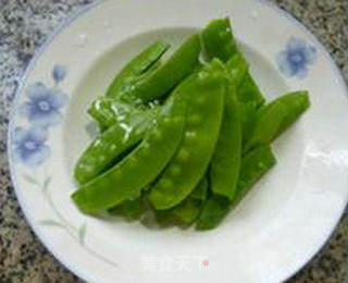 Fried Prawns with Snow Peas recipe