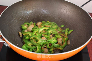 Bitter Gourd Fried Pork recipe