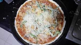 Tomato Chicken Pizza recipe