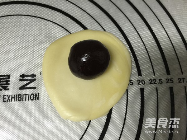 Bean Paste Chrysanthemum Crisp recipe