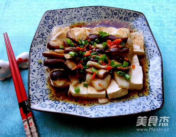 Steamed Sea Bream with Tofu and Shiitake Mushrooms recipe