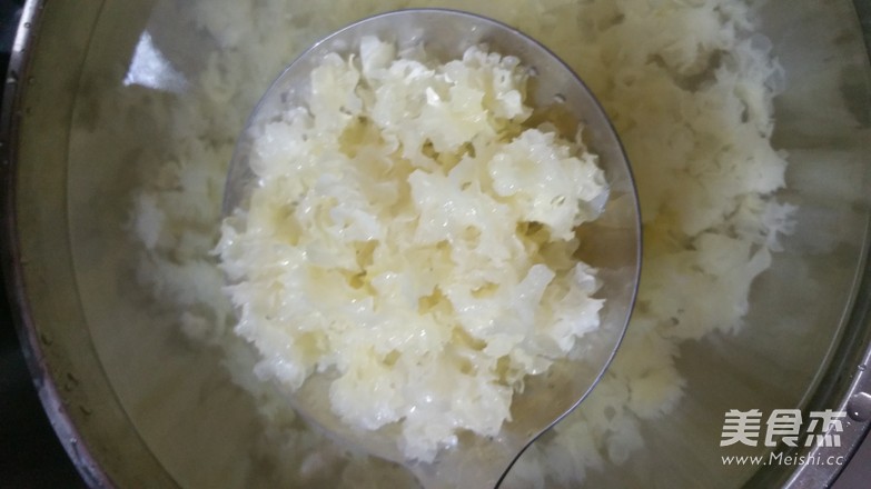 Tremella, Peach Gum, Soup Rice recipe