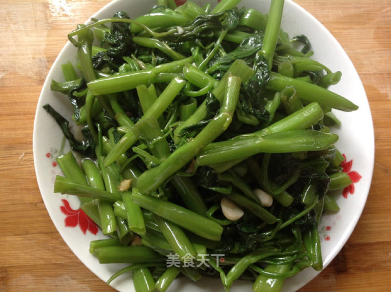 Stir-fried Water Spinach recipe