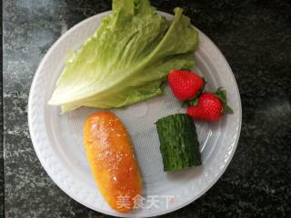Bread Strawberry Salad recipe