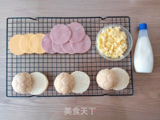 Mini Football Burger recipe