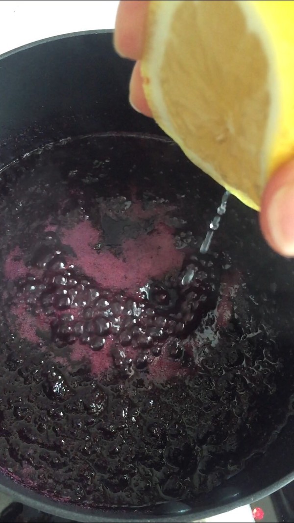 Sweet Wild Blueberry Sauce recipe