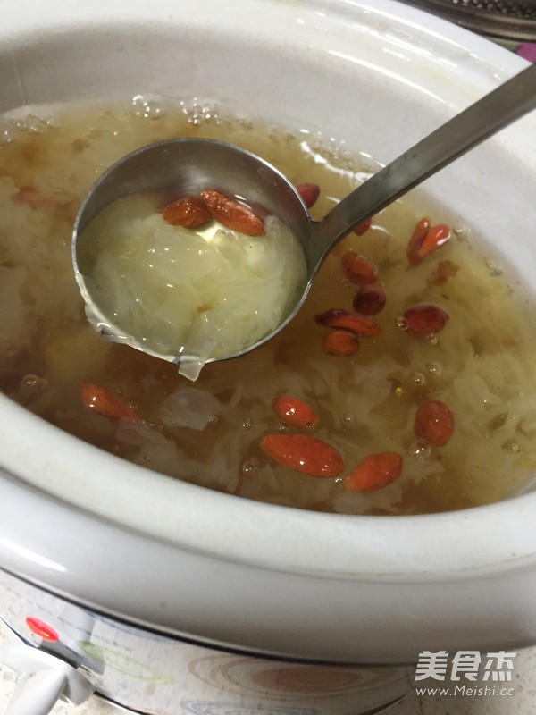 Peach Gum Soup recipe