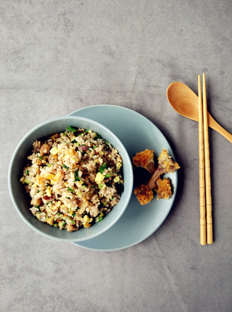 Fried Rice with Fried Chicken, Vegetables and Egg