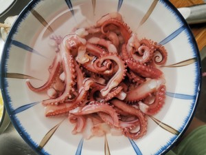 The Cumin Squid Beard with Super Rice is Spicy and Tender, and It is Better Than Barbecue recipe