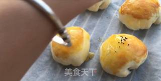 Fresh Meat Moon Cakes recipe