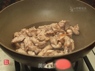 Braised Duck with Zijiang: A Seasonal Home-cooked Dish for Appetizers recipe