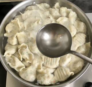 Pork Dumplings with Sea Oysters and Shredded Radish recipe