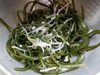 Marinated Kelp Shreds recipe
