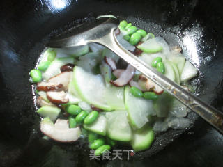 Stir-fried Pugua with Mushroom and Edamame recipe