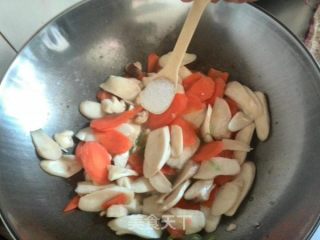 Fried Carrots with Pleurotus Eryngii recipe