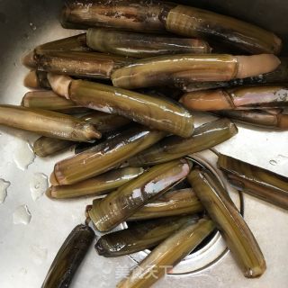 The King of Oil Razor Clams recipe