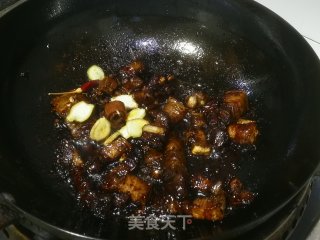 Braised Pork with Radish recipe