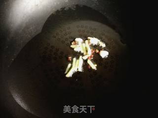 #团圆饭# Fried Baby Dishes with Morel Mushrooms recipe