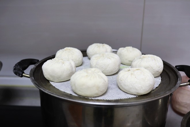 Steamed Buns with Pleurotus Eryngii Sauce recipe