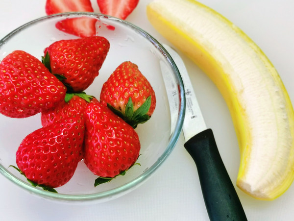 Strawberry Snowman recipe