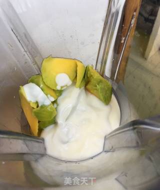 Mango Milkshake recipe