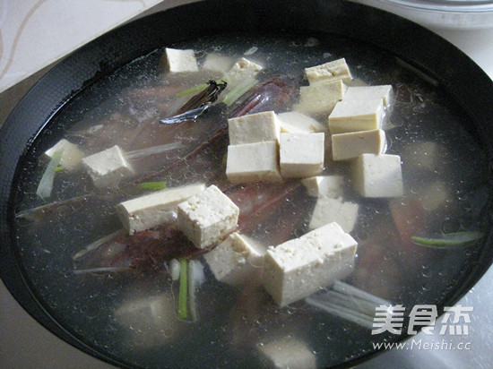 Red Head Fish Tofu Soup recipe