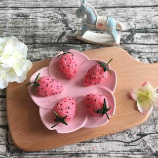 Strawberry Rice Ball recipe