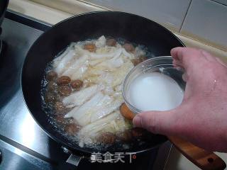 Braised Cabbage with Chestnuts recipe