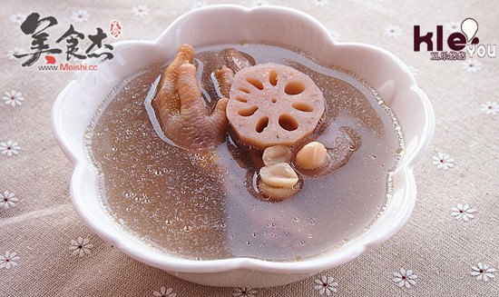 Lotus Root Peanut Chicken Feet Soup recipe