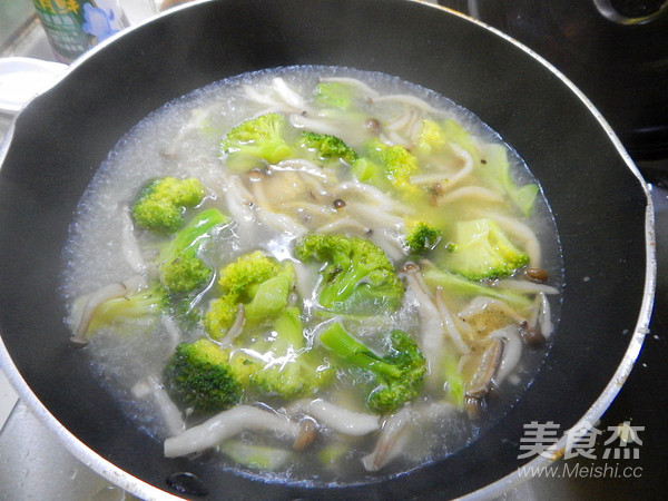 Broccoli Crab Mushroom Soup recipe
