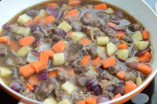 Potato Beef Braised Rice recipe