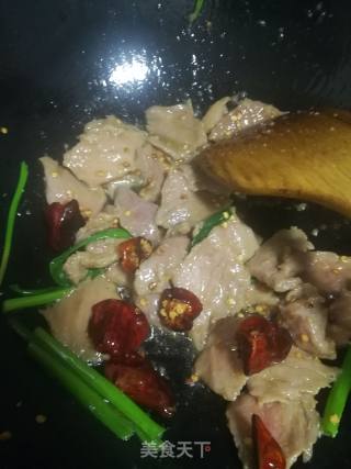 Stir-fried Cucumber with Lean Pork with Chili recipe