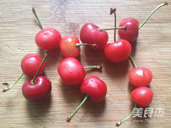 Cherry Fruit Old Yogurt recipe