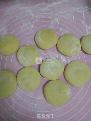 Fancy Bean Paste Bun recipe