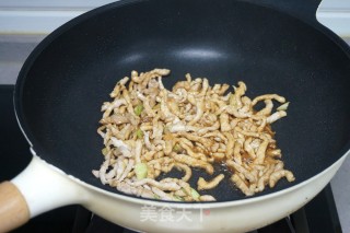 Shredded Pork with Green Pepper and Carrot recipe