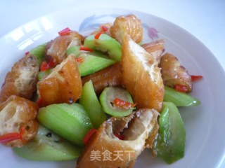 Fried Loofah with Fried Dough Sticks recipe